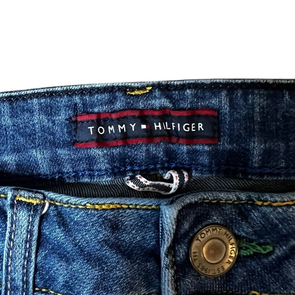 Tommy Hilfiger Jeans High-Rise Stretch Flare Jean Women's Size 6 - Picture 3 of 6